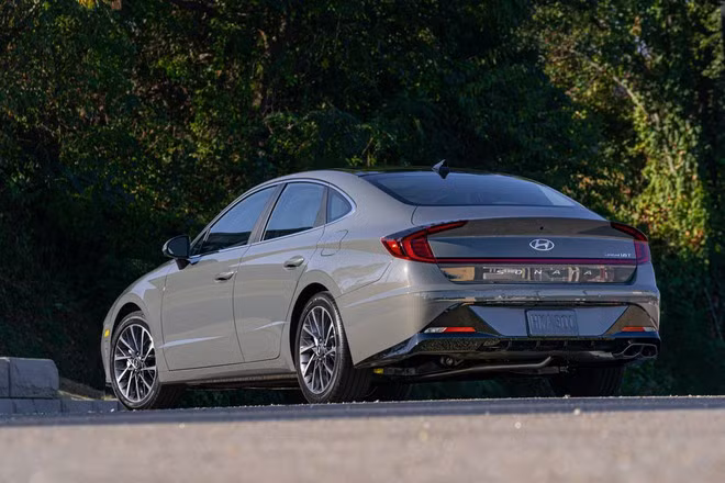 Hyundai Sonata 2020 đắt hơn bản cũ, thêm trang bị