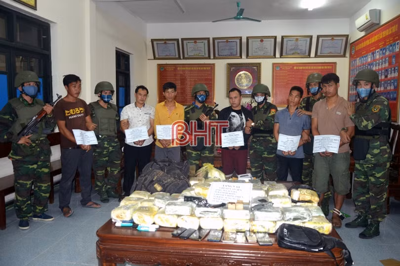 Trao thưởng cho lực lượng phá 2 chuyên án ma túy “khủng”