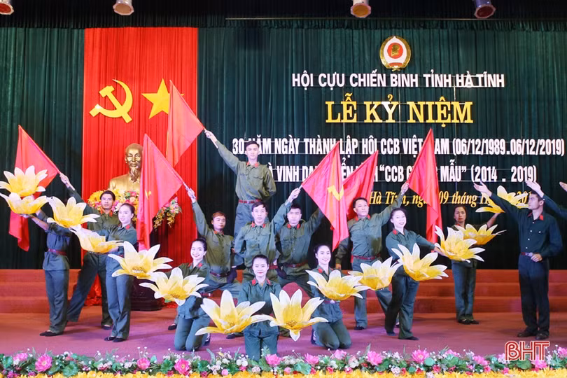 Hà Tĩnh long trọng kỷ niệm 30 năm thành lập Hội Cựu chiến binh và vinh danh điển hình
