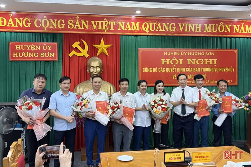 Hà Tĩnh triển khai đồng bộ công tác luân chuyển, điều động cán bộ