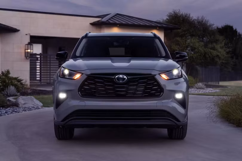 Toyota Highlander 2024 thêm phiên bản mới thể thao hơn, tăng giá bán