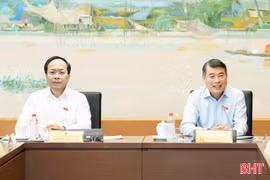 Thủ tướng dự thảo luận tổ với các đoàn ĐBQH Hà Tĩnh, Hải Phòng, Lạng Sơn về 3 dự án luật