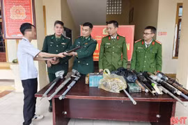 Để người dân hiểu và tự giác giao nộp vũ khí