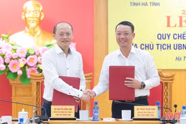 Ký kết quy chế phối hợp tiếp công dân giữa Chủ tịch UBND tỉnh và Thường trực HĐND tỉnh