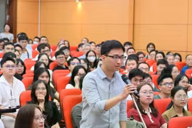 Sức hút của bác sĩ nội trú