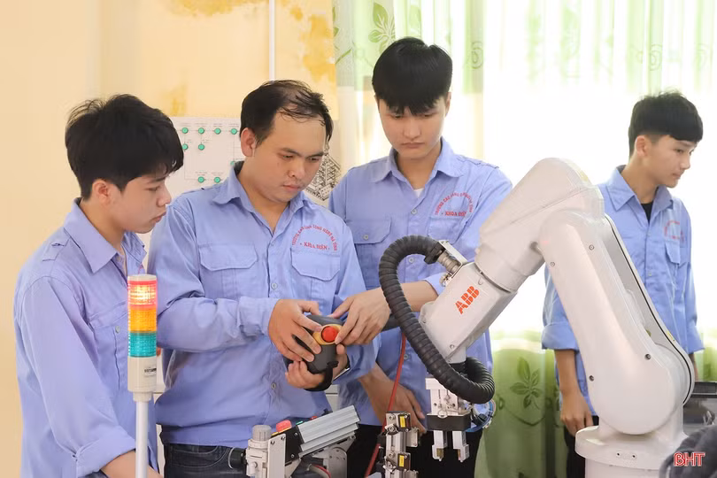 Hà Tĩnh phấn đấu đến năm 2030 tỷ lệ lao động qua đào tạo đạt 85%