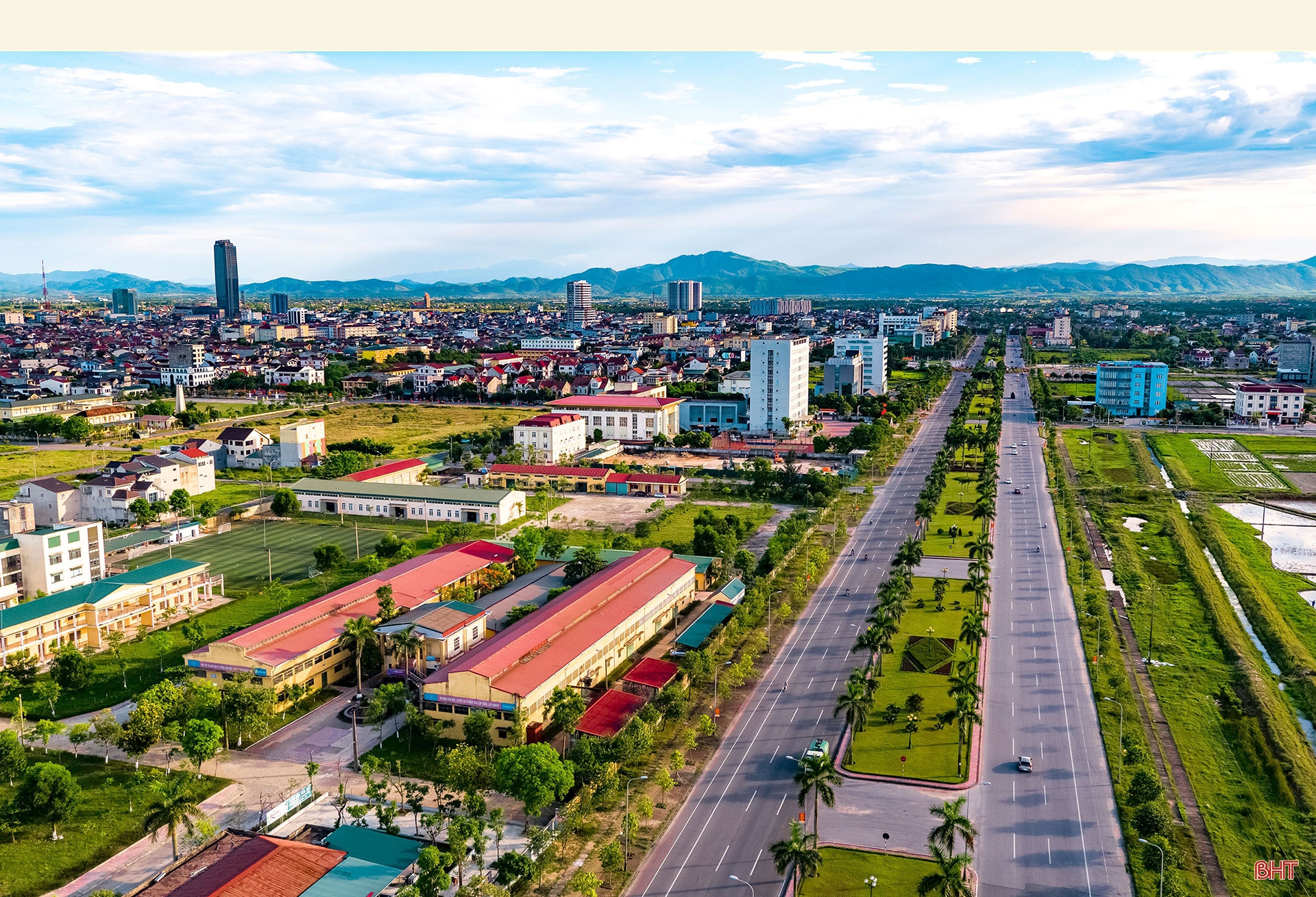 Nhân lên “sức mạnh mềm” văn hóa, khơi dậy khát vọng con người Hà Tĩnh (Bài 3): Nền tảng, động lực thúc đẩy Hà Tĩnh bứt phá trong hơn 30 tái lập tỉnh