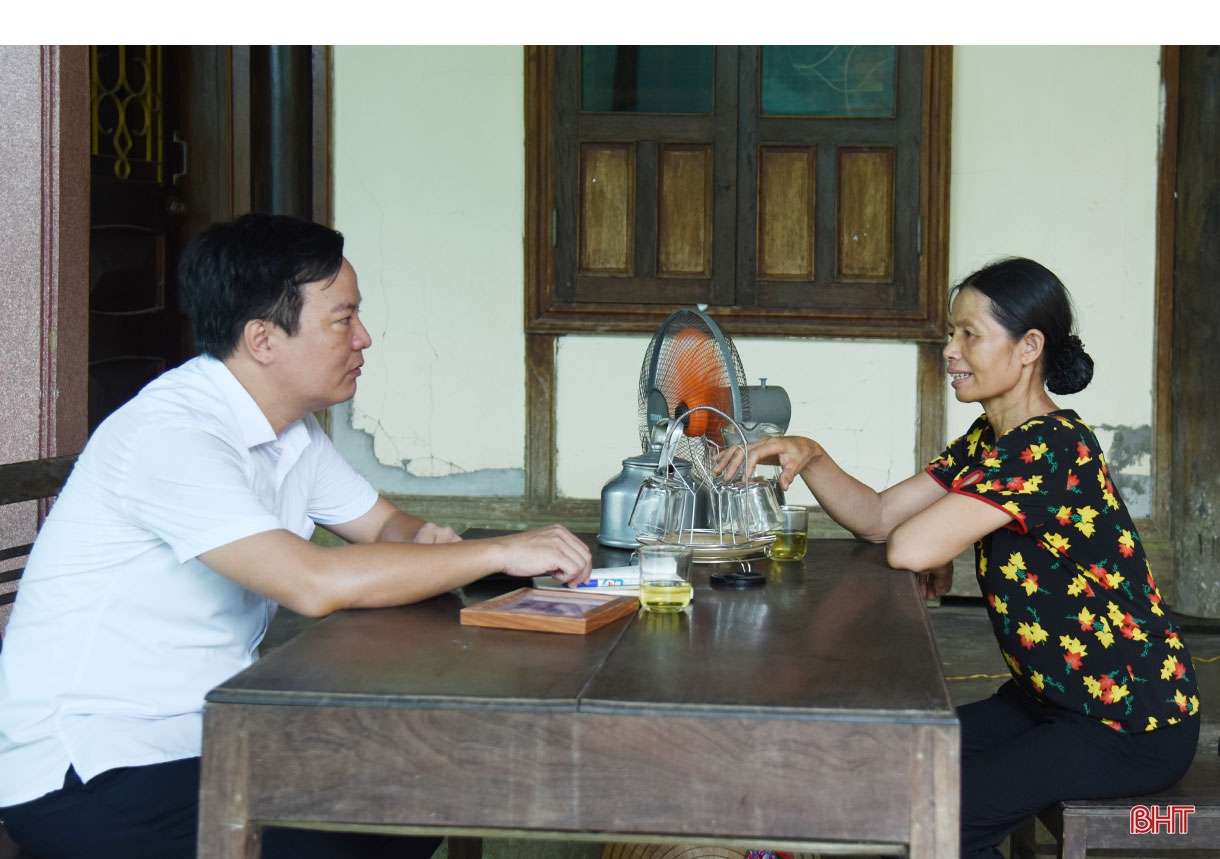 Mở cánh cửa cho học sinh nghèo học giỏi vào đại học - cần thêm sự cộng hưởng từ cộng đồng (Bài 2): Mẹ con cậu học trò nghèo và tương lai rộng mở