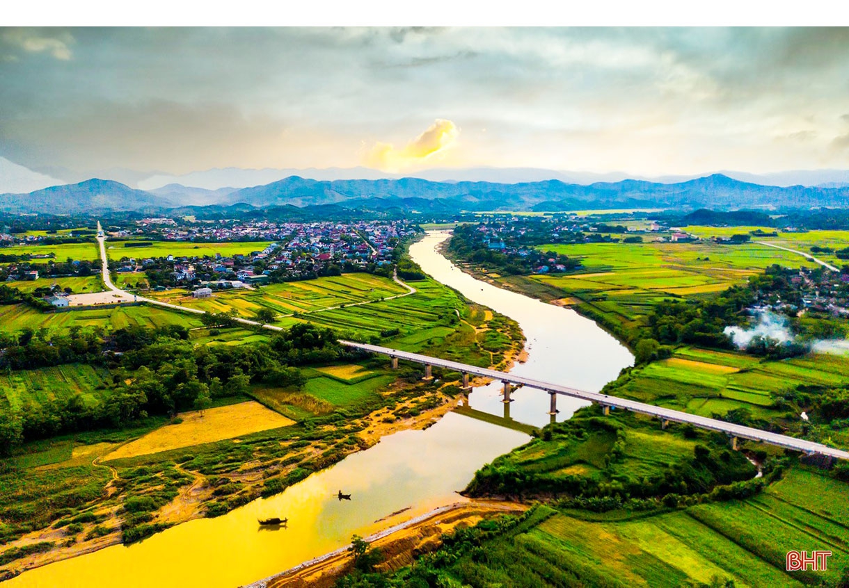 Mở cánh cửa cho học sinh nghèo học giỏi vào đại học - cần thêm sự cộng hưởng từ cộng đồng (Bài 1): Nữ sinh miền núi tự tin trên giảng đường học viện
