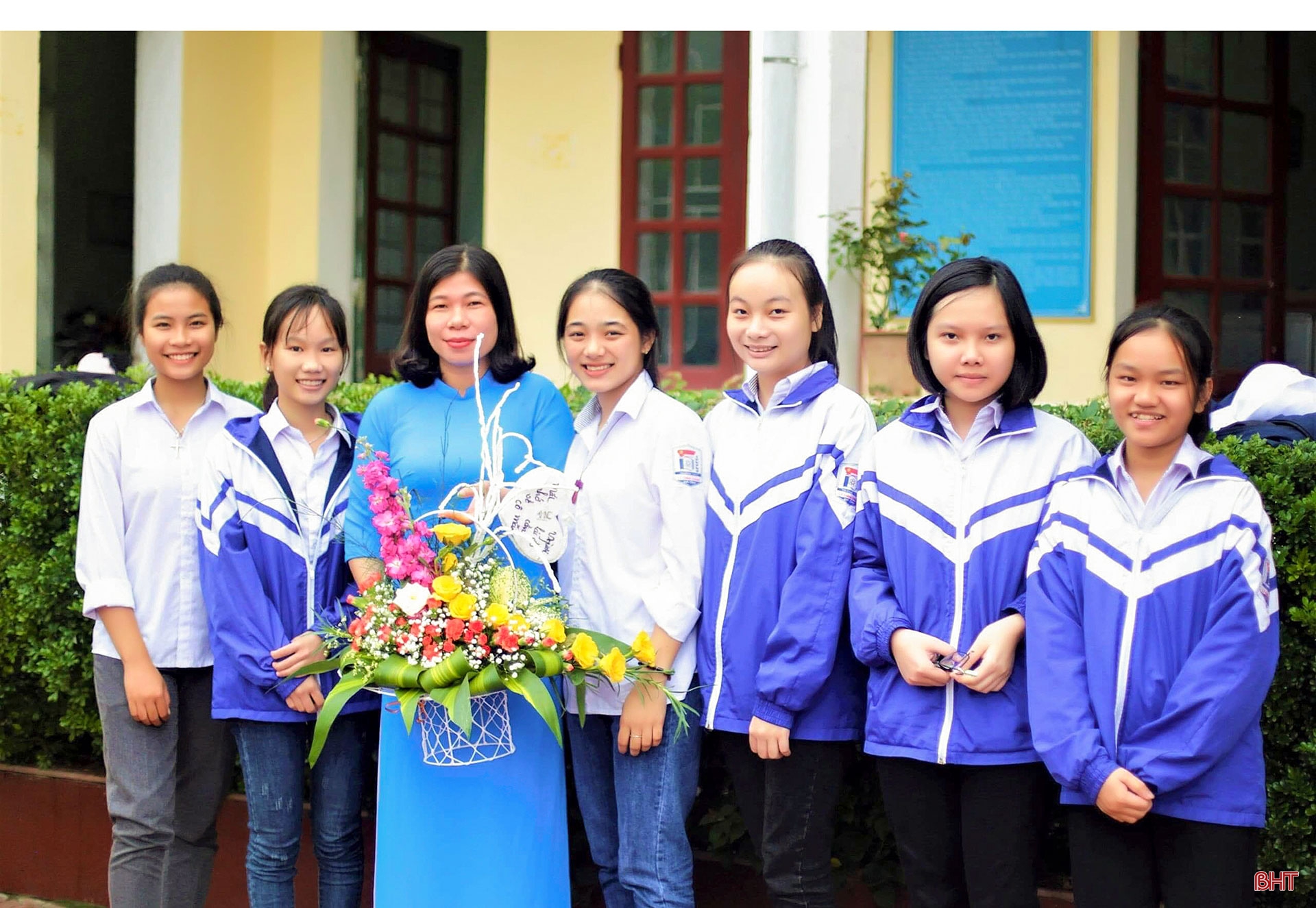 Mở cánh cửa cho học sinh nghèo học giỏi vào đại học - cần thêm sự cộng hưởng từ cộng đồng (Bài 1): Nữ sinh miền núi tự tin trên giảng đường học viện