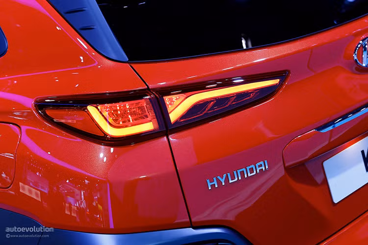 can canh xe gia re hyundai kona 2018 vua ra mat