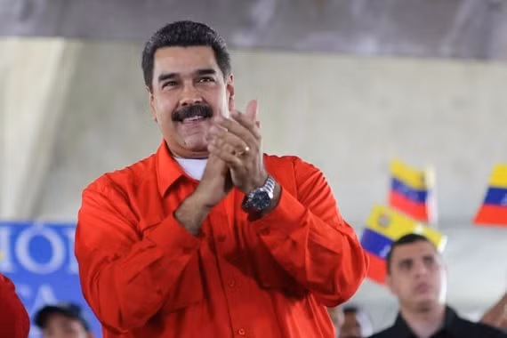 venezuela se ra tien dien tu chong lenh trung phat cua my