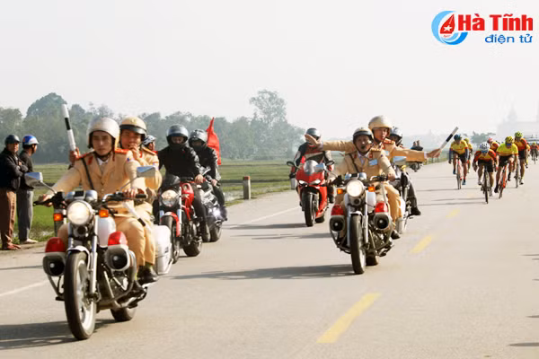 26 cua ro tranh tai giai dua xe dap thanh sen mo rong lan thu ii