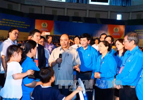 thu tuong giao thuc hien tang luong co so len 1 39 trieu dong thang tu 1 7 2018