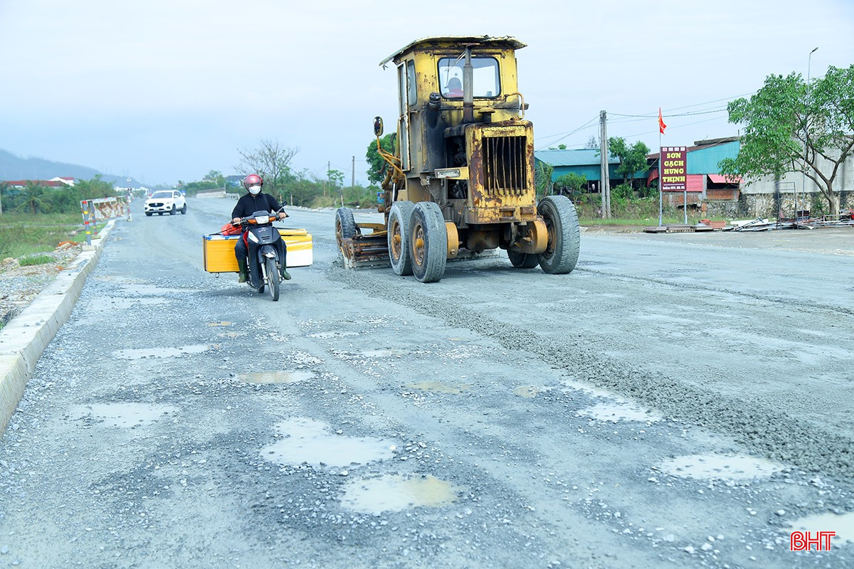 bqbht_br_nang-cap-quoc-lo-1-o-ha-tinh-3.jpg