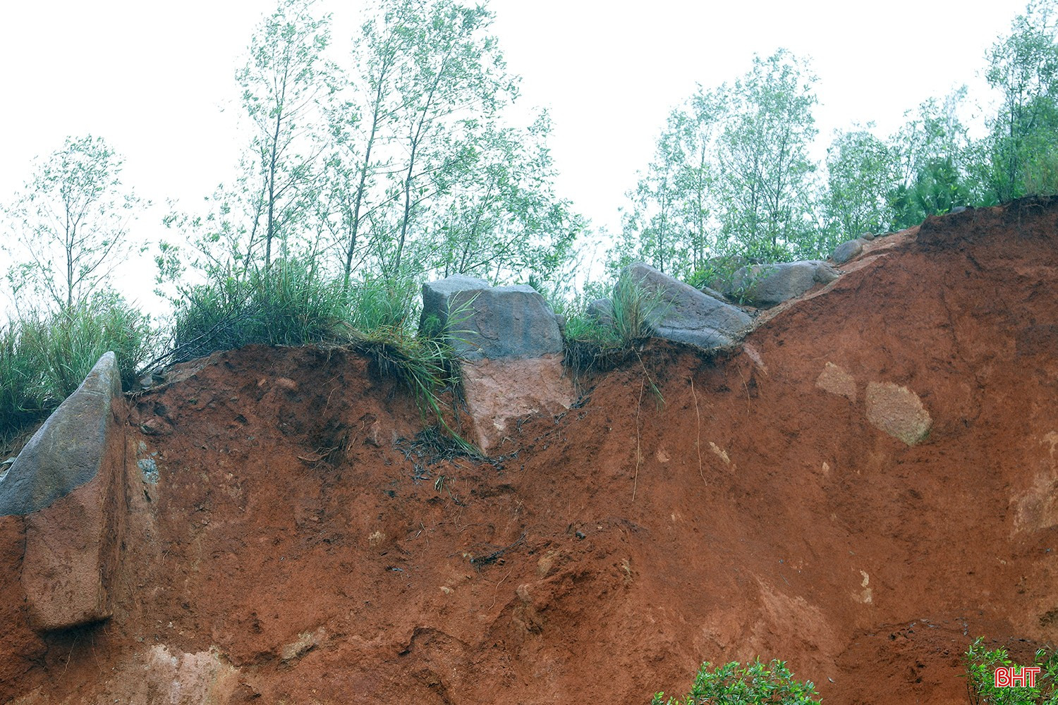 bqbht_br_sat-lo-duong-ven-bien-ha-tinh-11va.jpg