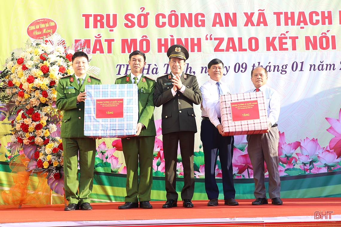 Lãnh đạo Bộ Công an, tỉnh Hà Tĩnh dự lễ khánh thành trụ sở công an xã