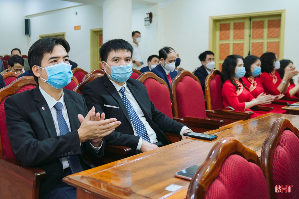 86 học viên Hà Tĩnh hoàn thành lớp cao cấp lý luận chính trị hệ không tập trung