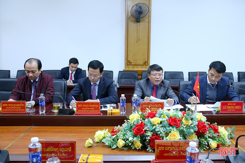 Bí thư Thành ủy Dương Tất Thắng thông tin những kết quả nổi bật về tình hình phát triển KT - XH, đảm bảo QPAN của TP Hà Tĩnh trong năm 2024.