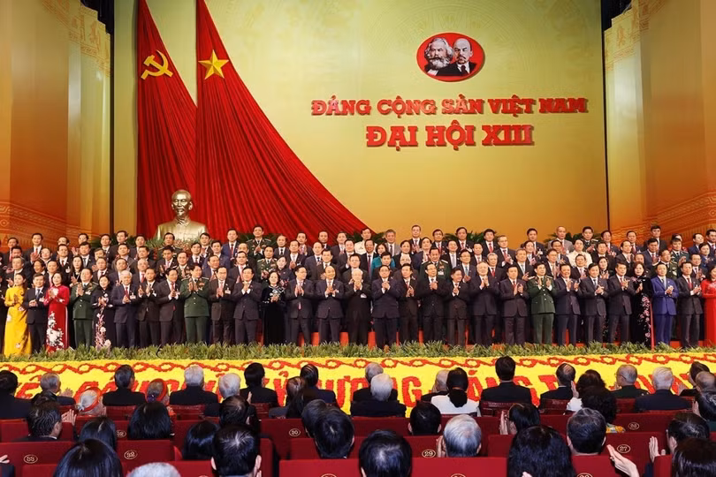 Nhân dân trông mong đội ngũ rường cột tự trọng và kiêu hãnh!