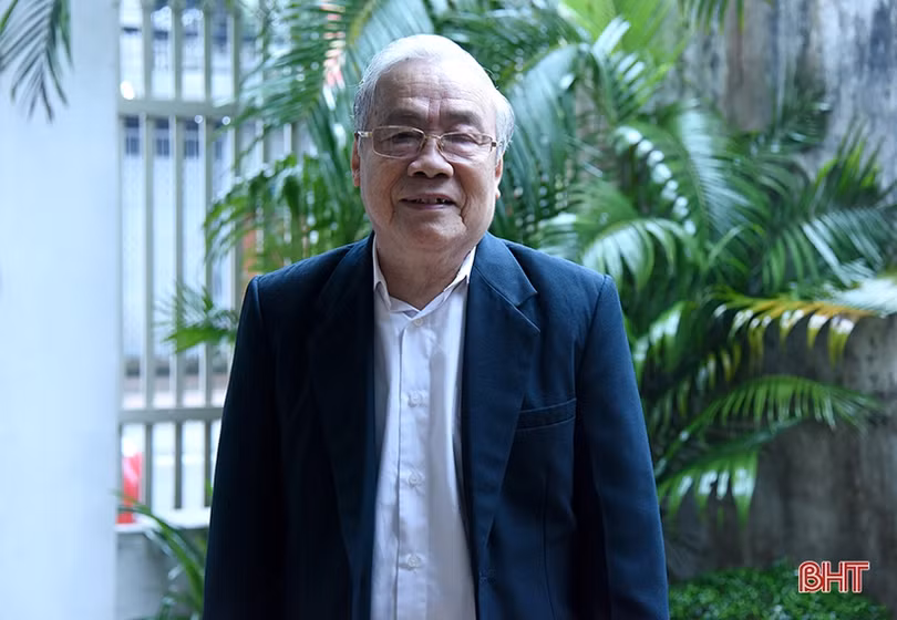 “Đảng ta đó hân hoan một niềm tin”…
