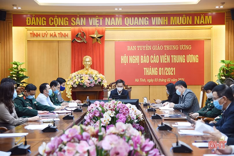 Tập trung tuyên truyền thành công Đại hội XIII của Đảng phù hợp diễn biễn dịch Covid-19