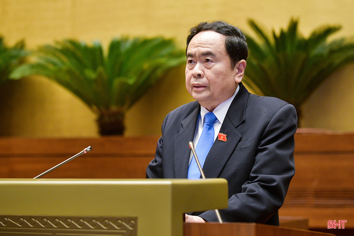 24.03.28.PhatDongThiDua80NamQuocHoiVN.1.jpg