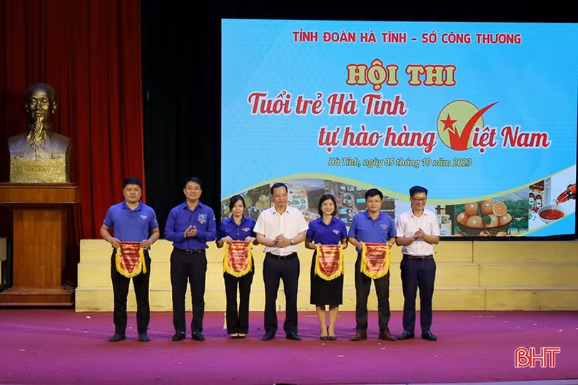 Sôi nổi hội thi “Tuổi trẻ Hà Tĩnh tự hào hàng Việt Nam”
