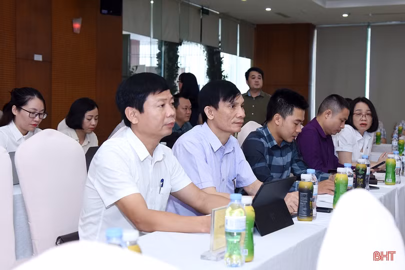 Phát huy vai trò, trách nhiệm người làm báo trong bảo vệ nền tảng tư tưởng của Đảng