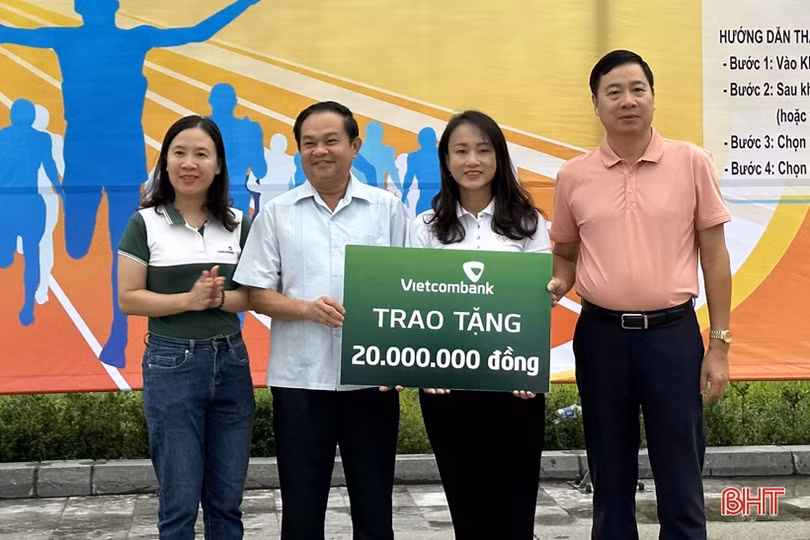 Giải chạy “Vì sức khoẻ cộng đồng UpRace 2023” tại Hà Tĩnh