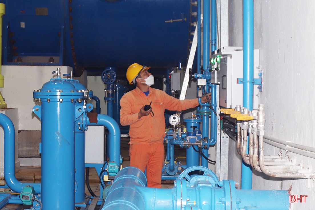 Cận cảnh Nhà máy Thủy điện Ngàn Trươi trước ngày hòa lưới điện quốc gia