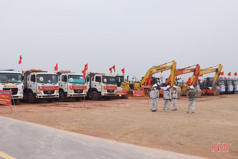 Sáng nay, Hà Tĩnh cùng 8 tỉnh phối hợp khởi công cao tốc Bắc - Nam