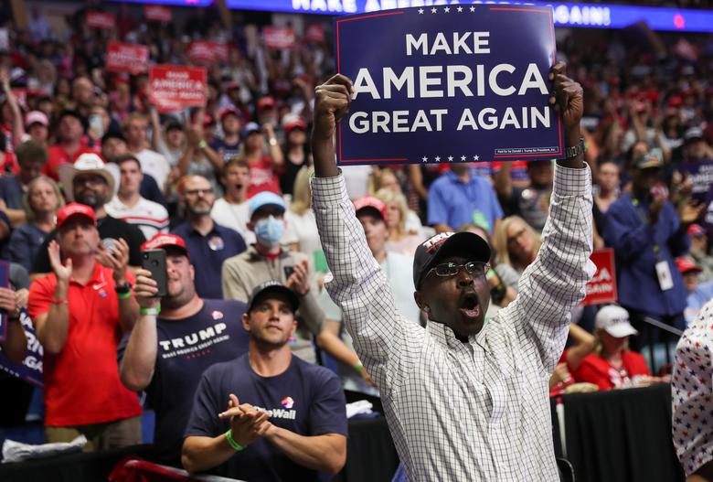 Bầu cử Mỹ: Cuộc đua kịch tính “một chín một mười” giữa Trump và Biden