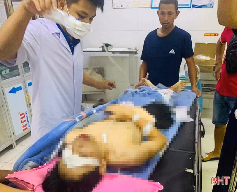 Sau tiếng nổ lớn, nam sinh ở Hà Tĩnh dập nát bàn tay