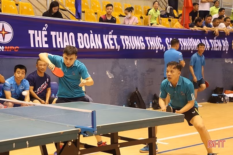 Hơn 110 VĐV tranh tài Hội thao cụm các công ty điện lực phía Nam diễn ra tại Hà Tĩnh
