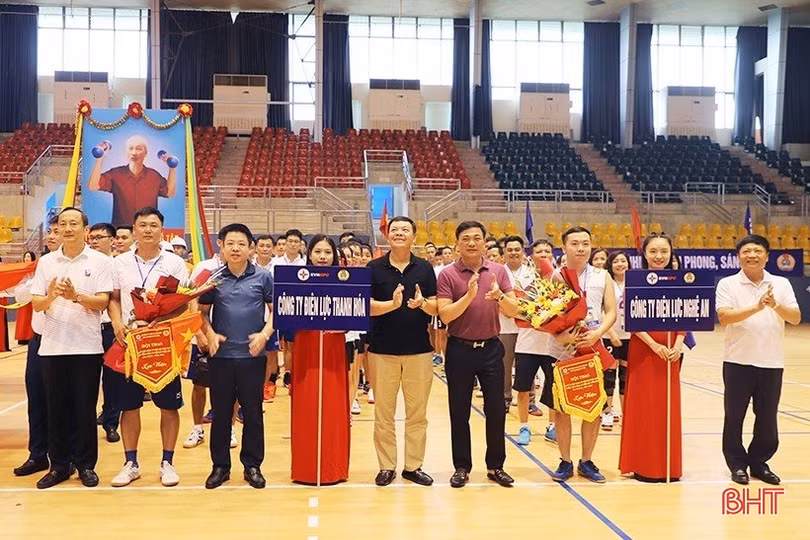 Hơn 110 VĐV tranh tài Hội thao cụm các công ty điện lực phía Nam diễn ra tại Hà Tĩnh