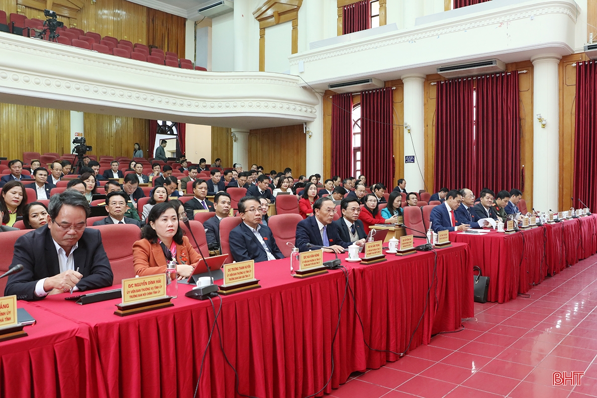 Lãnh đạo các ngành tiếp thu, giải trình nghiêm túc ý kiến đại biểu, cử tri quan tâm