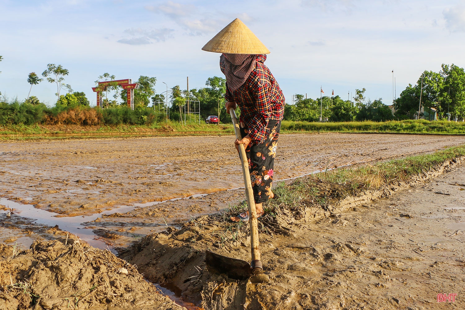 Xuôi dòng Kẻ Gỗ…