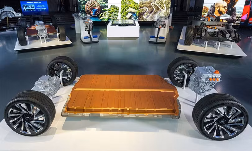 Honda bắt tay General Motors sản xuất ô tô điện