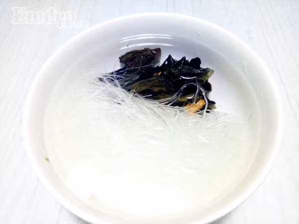 Bí xanh nhồi thịt thơm bùi, tuyệt ngon cho bữa cơm gia đình
