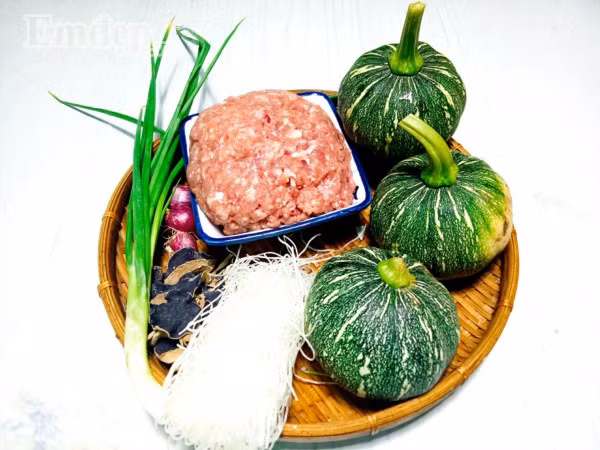 Bí xanh nhồi thịt thơm bùi, tuyệt ngon cho bữa cơm gia đình