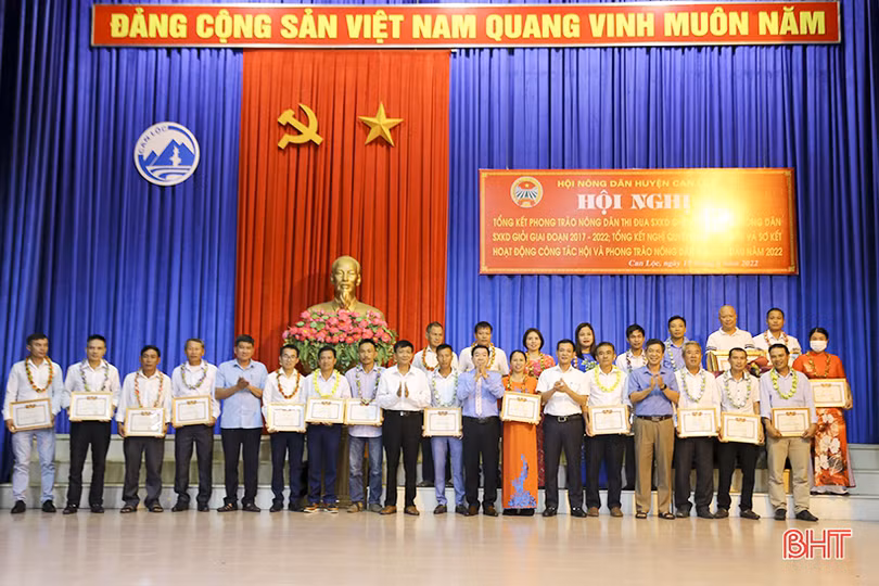 Can Lộc vinh danh 37 hộ sản xuất kinh doanh tiêu biểu