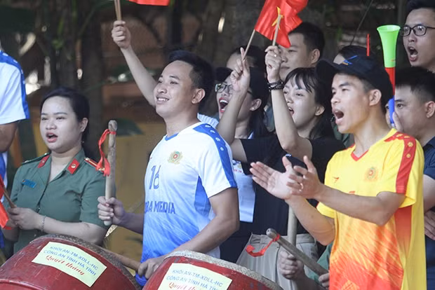 Khởi tranh Giải Bóng chuyền Công an Hà Tĩnh năm 2022