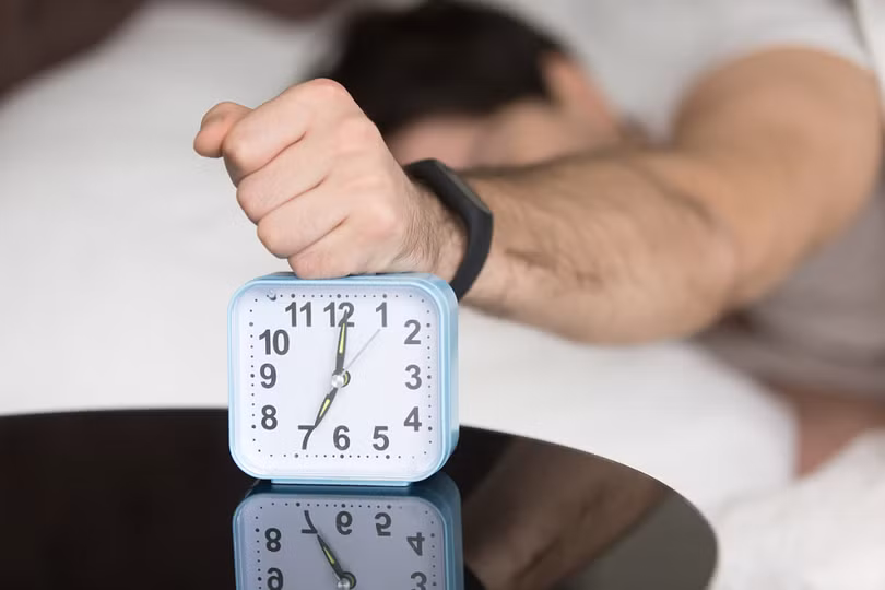 Làm gì nếu bạn thức giấc giữa đêm?