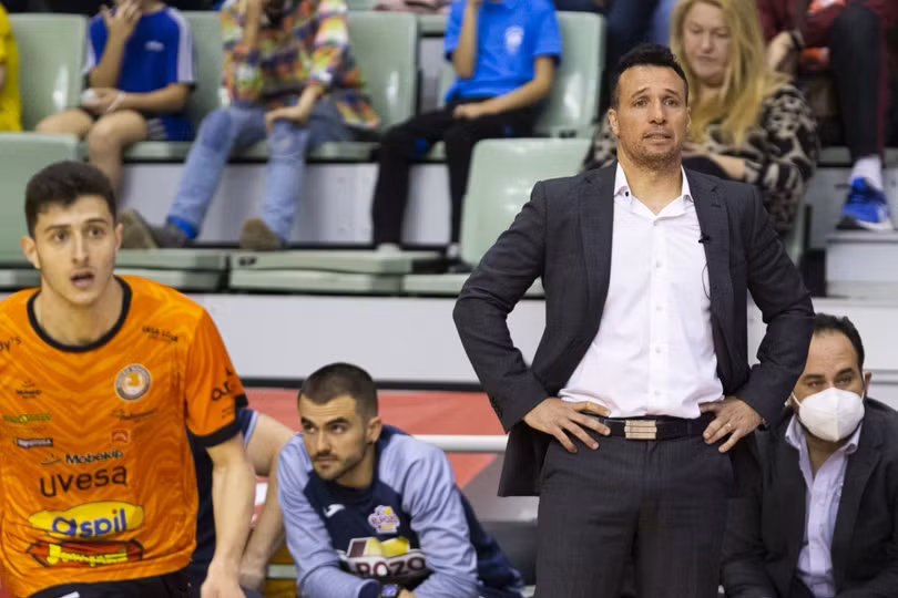 HLV từng vô địch World Cup dẫn dắt tuyển futsal Việt Nam