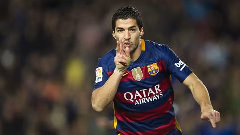 suarez thong tri cuoc dua chiec giay vang
