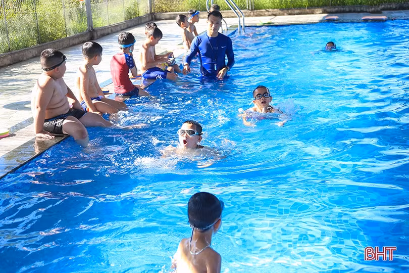 Trang bị kỹ năng phòng, chống đuối nước cho học sinh TP Hà Tĩnh