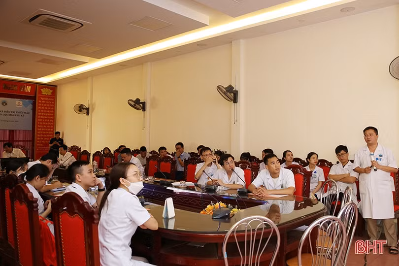 Cập nhật kiến thức chạy thận nhân tạo cho đội ngũ y tế Hà Tĩnh