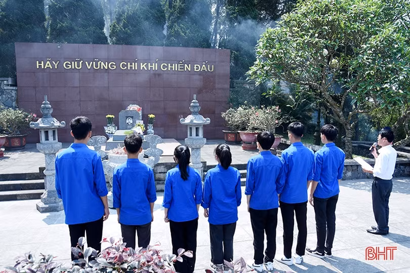 Nhân lên niềm tự hào dân tộc từ hoạt động kỷ niệm ngày sinh các lãnh đạo tiền bối