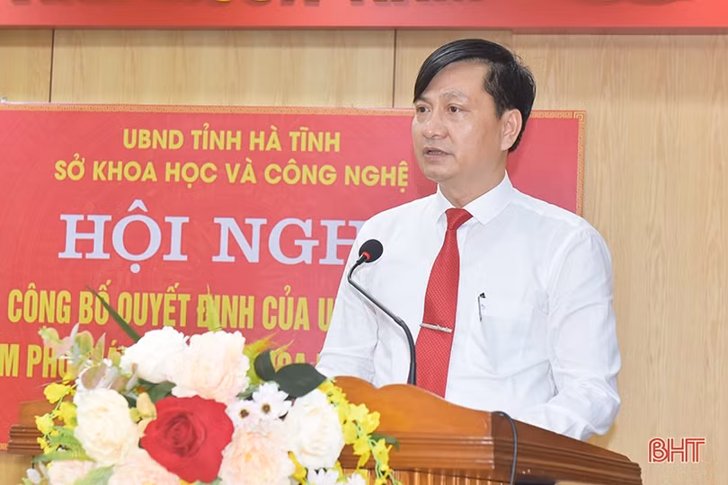 Công bố quyết định bổ nhiệm Phó Giám đốc Sở KH&CN Hà Tĩnh